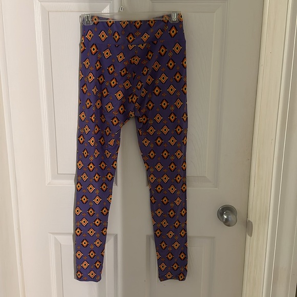 Lularoe leggings - Picture 2 of 3